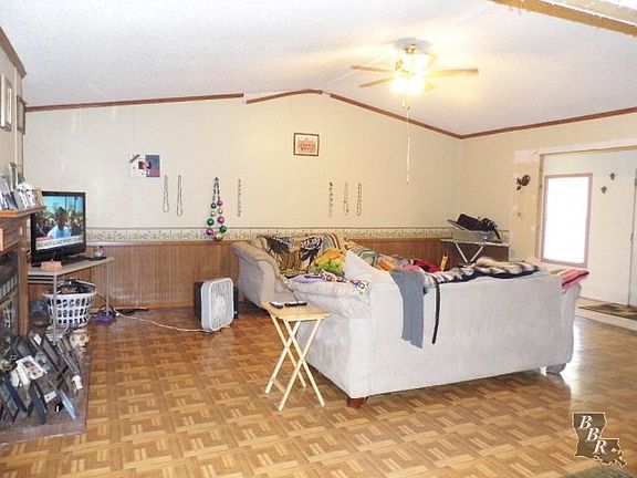 2nd image of 113 E 146th St