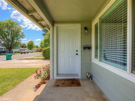 5th image of 1288 Palmetto Ave