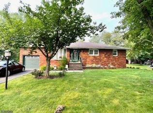 37 15th St, Somerset, NJ 08873