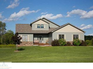725 John Finner Ln, Eaton Rapids, MI 48827
