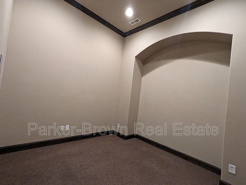 1st image of 195 W Main St Unit 110