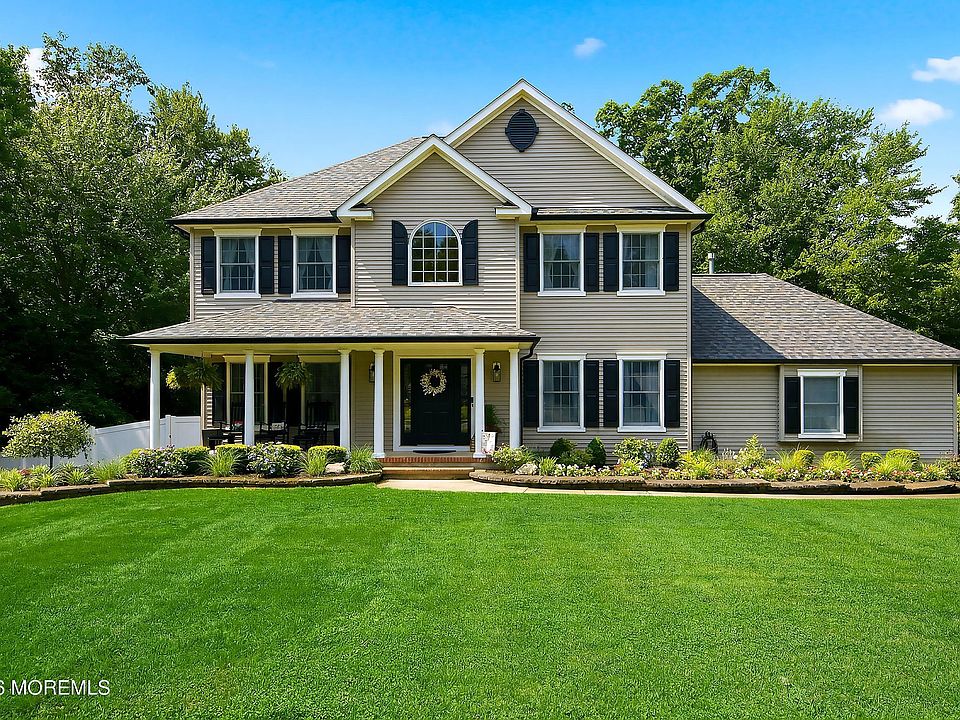 1st image of 2085 Overbrook Drive