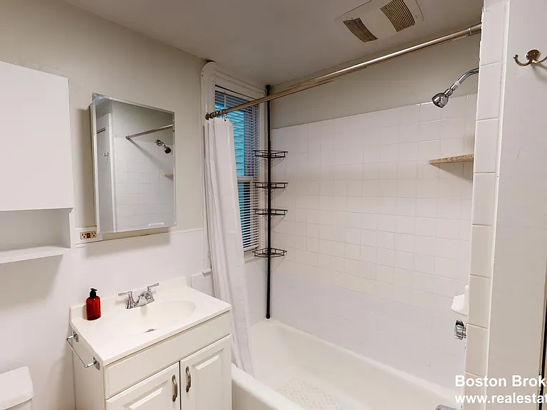 789 Columbia Rd #2 — Photo 15