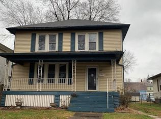890 Lexington Ave, Zanesville, OH 43701