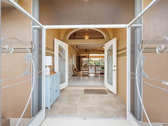5th image of 55 Clubhouse Rd