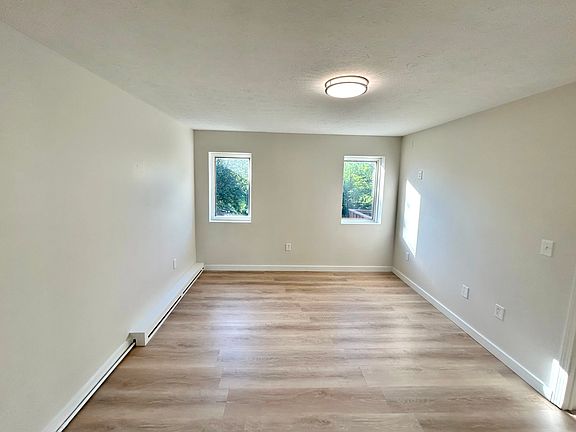 5th image of 424-426 Broadway #B