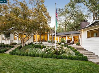 8 El Sueno, Orinda, CA 94563