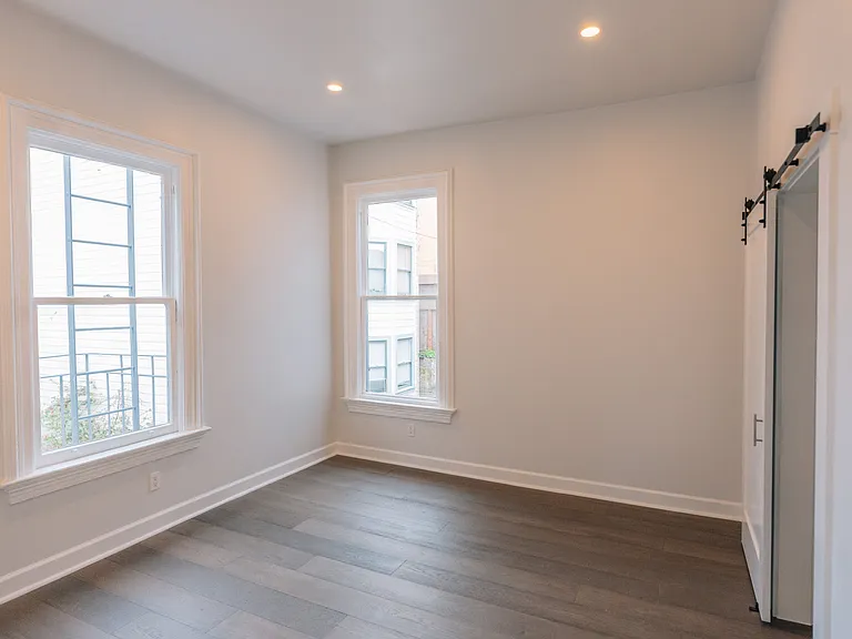 1511 Golden Gate Ave #8 — Photo 8