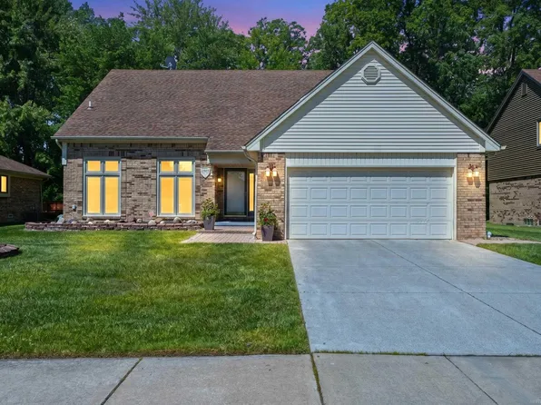 40219 Denbigh Dr, Sterling Heights, MI 48310