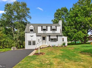 25 Clearfield Ave, Eagleville, PA 19403