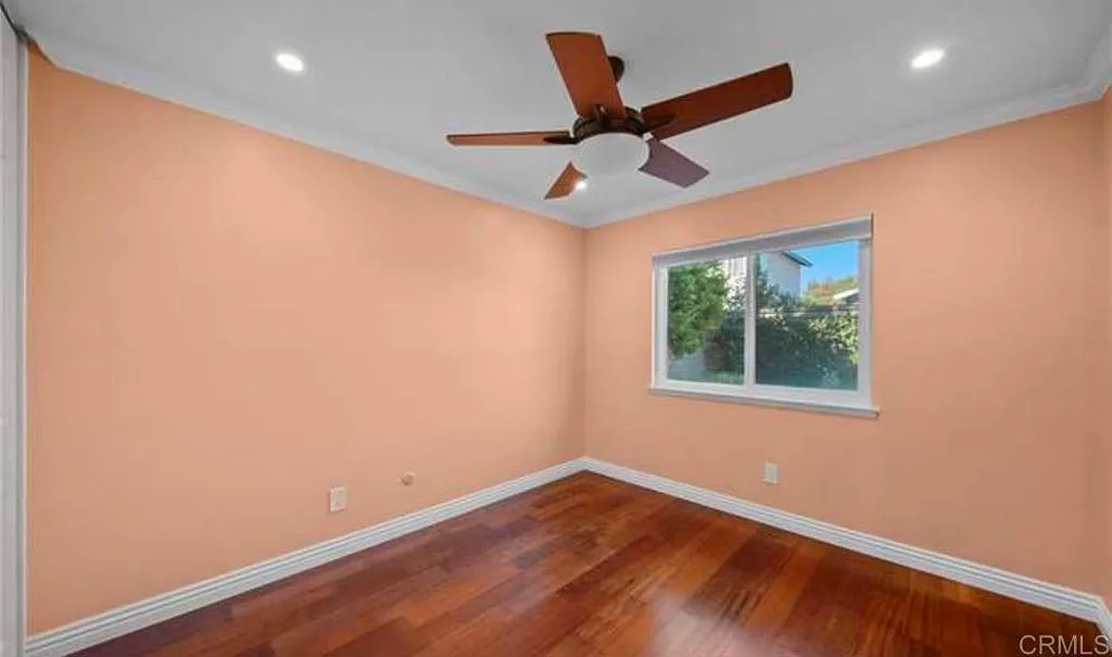 3 bed, 222 sqft, $1,800 — Photo 3