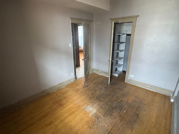 3rd image of 2126 S Lawndale Ave Unit 2