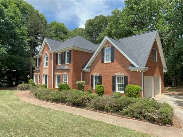 2440 Washington Dr, Douglasville, GA 30135