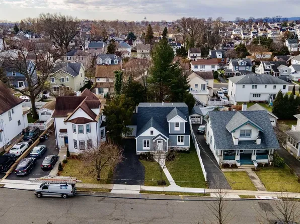 234 Columbus Ave, Hasbrouck Heights, NJ 07604