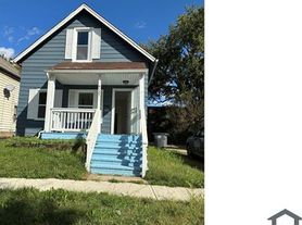 4137 E 59th St, Cleveland, OH