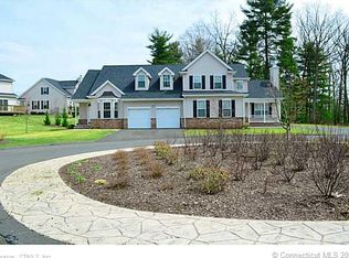 42 Marble Faun Ln, Windsor, CT 06095