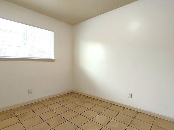 4th image of 3440 Eastern Ave SE APT B