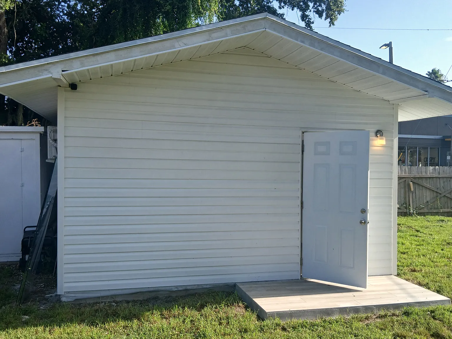 1 bed, 988 sqft, $900 — Photo 2