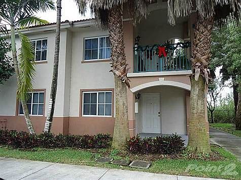 4th image of 1270 SE 31st Ct APT 106