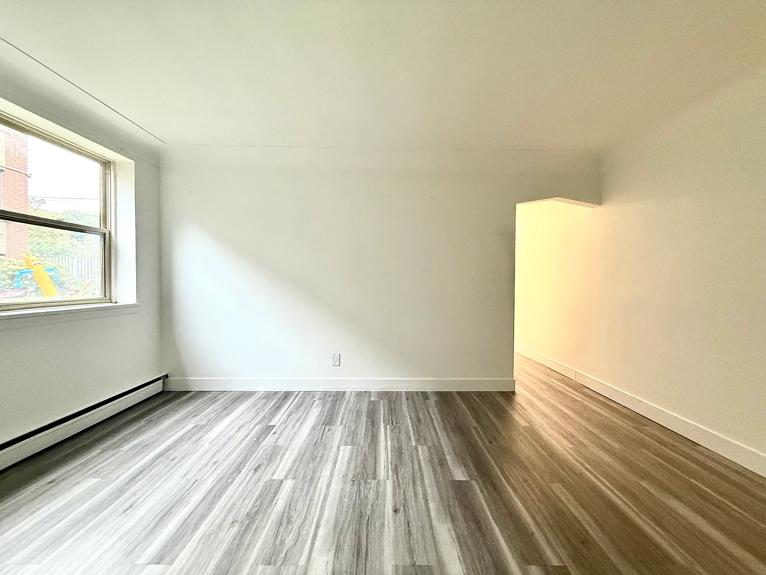 Unit 3 - 169 Park Row South Hamilton Ontario L8K2K1 — Photo 4
