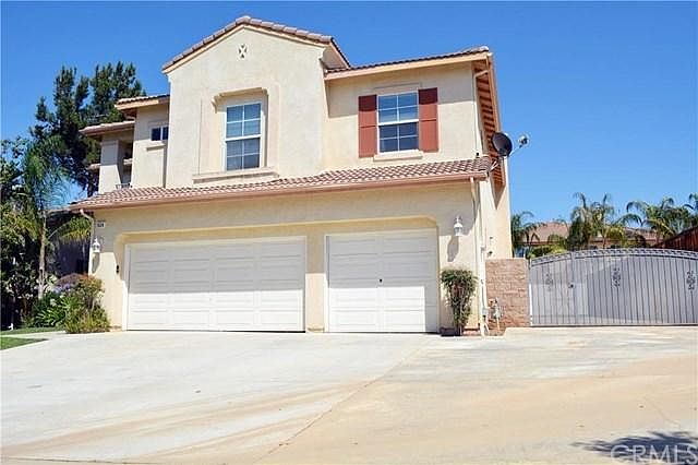 1st image of 924 Haley Talbert Dr