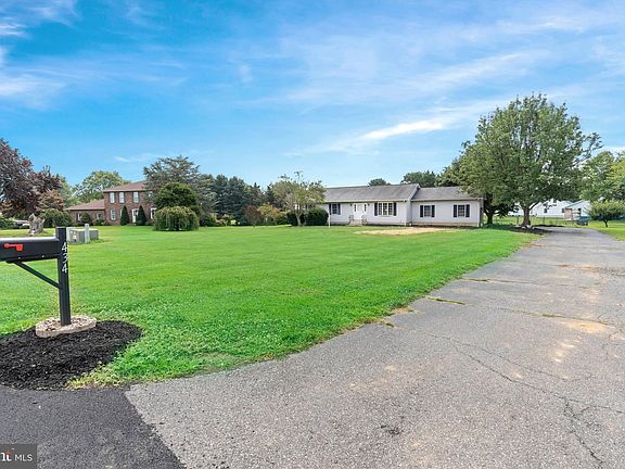 5th image of 434 Hope Dr