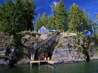 126 N Picard Pnt Rd, Sagle, ID 83860