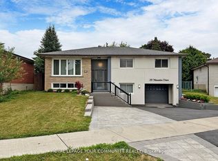 29 Manadon Dr, Toronto, ON M2M1W8