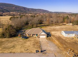 401 Deertail Dr, Poteau, OK 74953