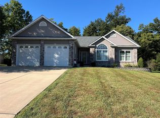 212 Victoria Dr, Troy, MO 63379