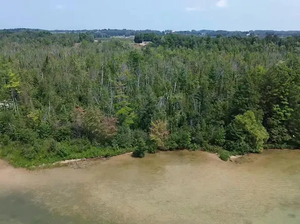 0 Birch Pointe Dr, Kewadin, MI 49648