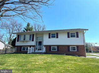 549 Golden St, Lititz, PA 17543
