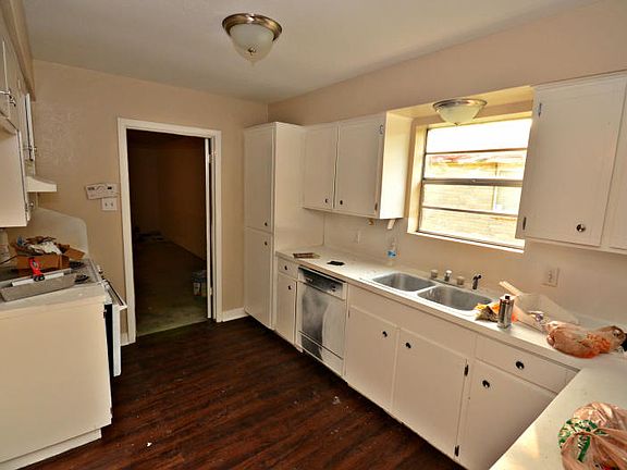2nd image of 3610 Mendenhall Dr