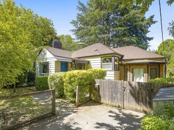 3221 SE 75th Ave, Portland, OR 97206