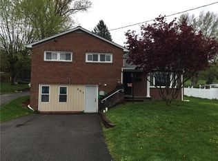 207 Alameda Rd, Butler, PA 16001
