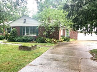 2454 Center Rd, Avon, OH 44011