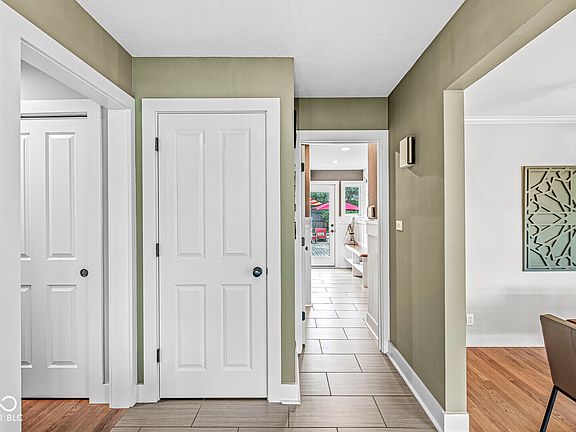 5th image of 671 Spring Hills Dr