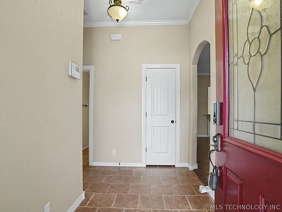 3rd image of 13504 S Nyssa St