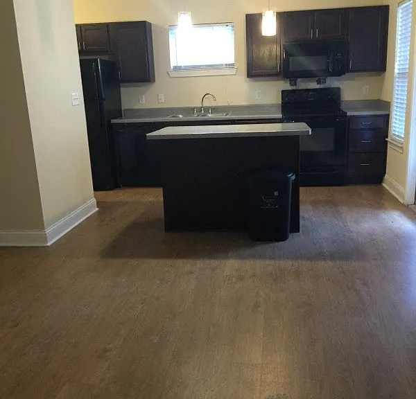 Monon Place II (Modern), Managed by Buckingham Monon Living — Photo 31