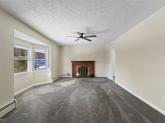 3rd image of 2900 Ravenna Ave SE