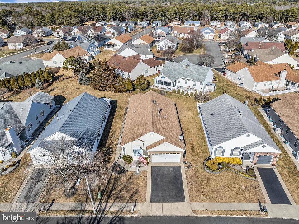 355 Jamaica Blvd, Toms River, NJ 08757 | Zillow