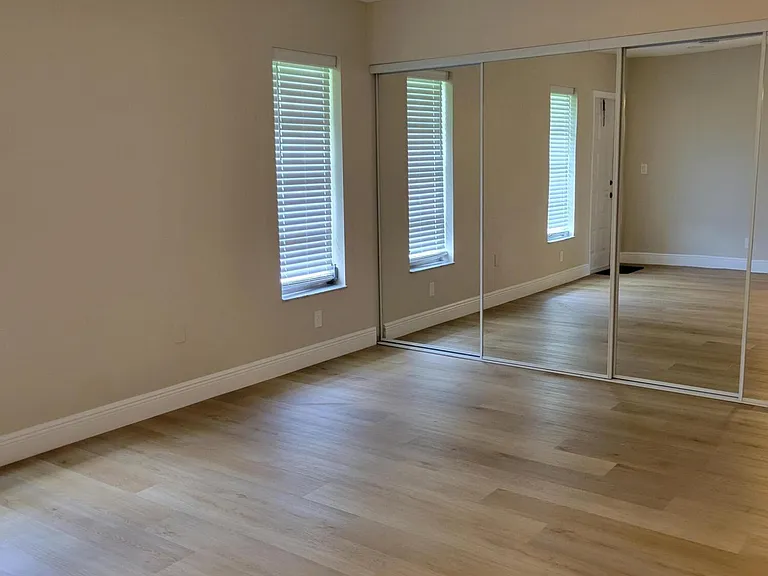 14339 Canalview Dr #D — Photo 12