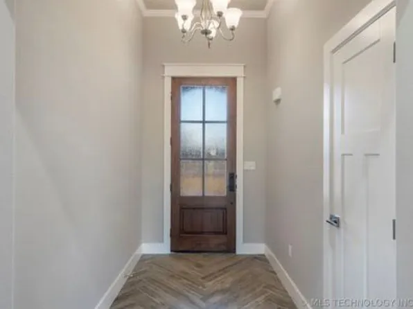 24533 S Eliza Dr, Claremore, OK 74019