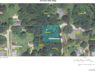 N 1st St, Fieldon, IL 62031