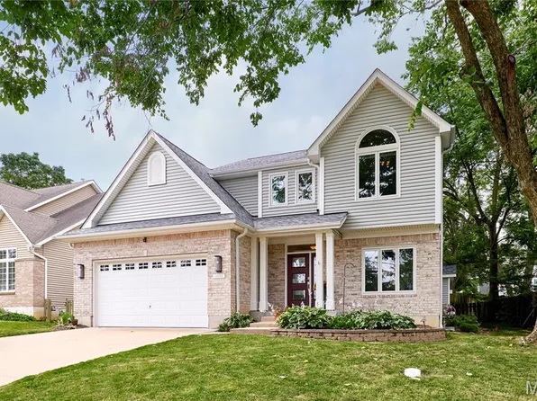 11808 Manhattan Ave, Saint Louis, MO 63131
