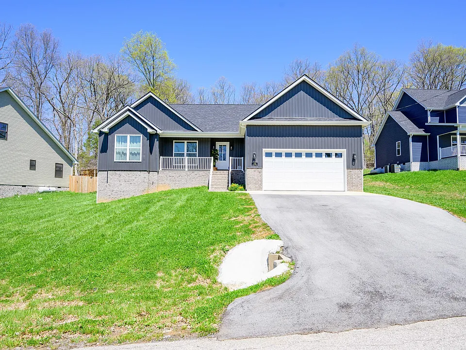 299 Hampton Rd