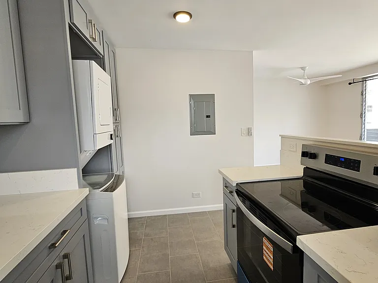 1412 Kewalo St #406 — Photo 6