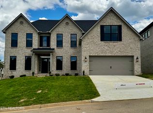 2093 Hickory Reserve Rd, Knoxville, TN 37932