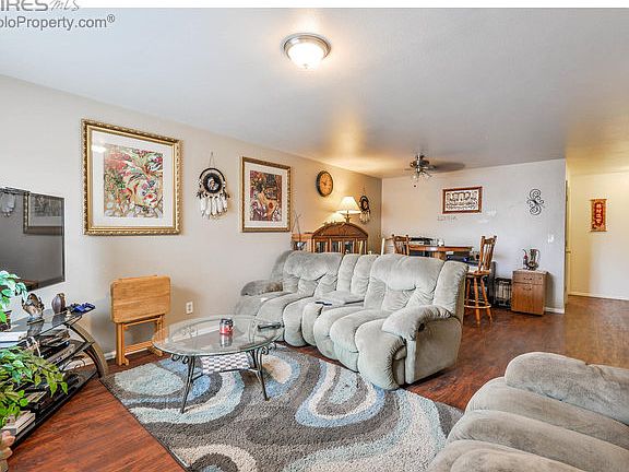 2nd image of 1917 Almond Ave