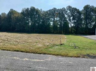 4470 Lance Walton Rd, Paducah, KY 42001